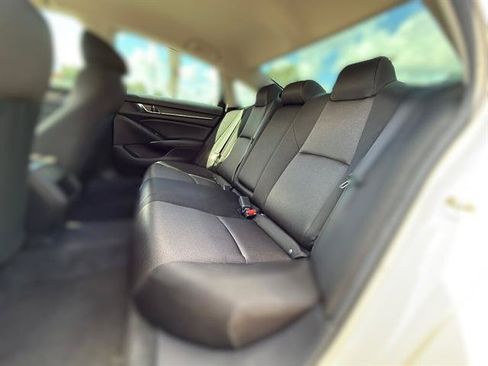 Used 2019 Honda Accord LX image 11
