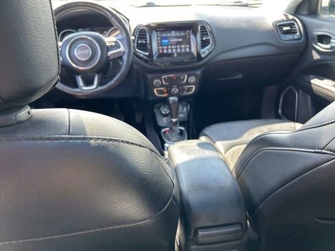 Used 2019 Jeep Compass Latitude AWD/4WD image 7
