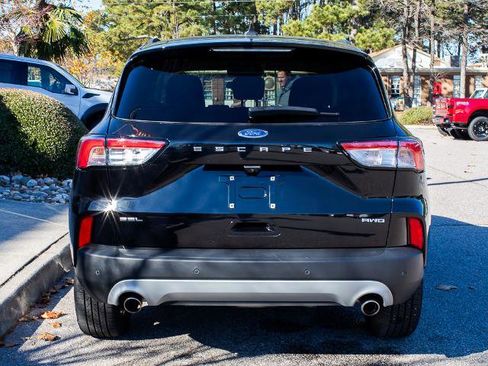 Certified 2022 Ford Escape SEL image 4