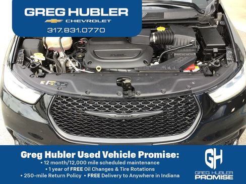 Used 2025 Chrysler Pacifica Limited FWD image 37