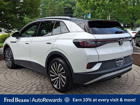 Certified 2023 Volkswagen ID.4 Pro S Plus AWD/4WD image 5
