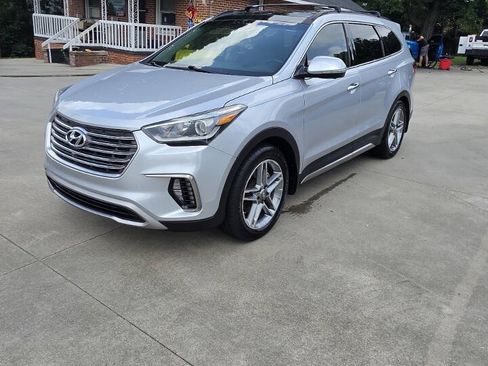 Used 2017 Hyundai Santa Fe Limited FWD image 1