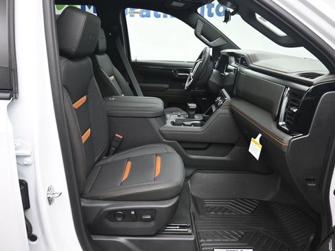 New 2026 GMC Sierra 1500 AT4 w/ AT4 Premium Package AWD/4WD image 7