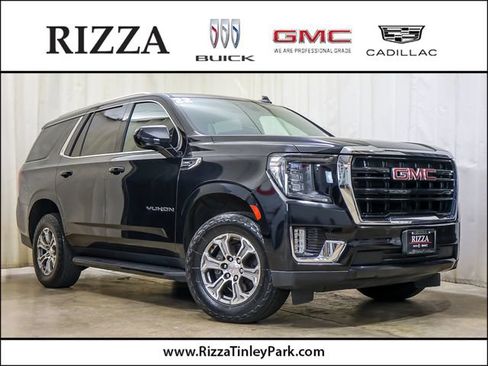 Certified 2022 GMC Yukon SLE AWD/4WD image 1