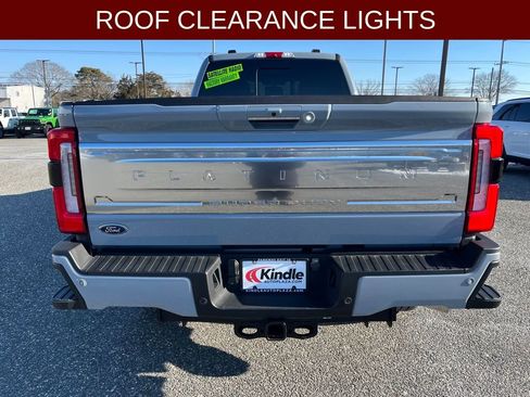 Used 2024 Ford F350 Platinum image 28
