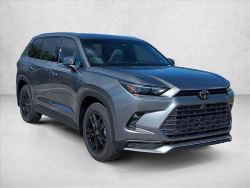 New 2026 Toyota Grand Highlander AWD Hybrid image 3