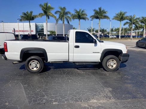 Used 2006 Chevrolet Silverado 2500 W/T image 1