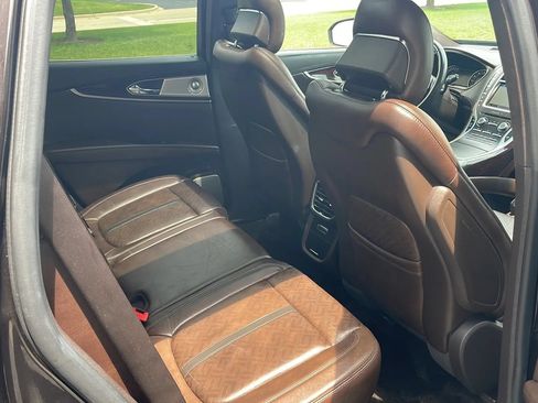 Used 2016 Lincoln MKX Black Label w/ Technology Package AWD/4WD image 17