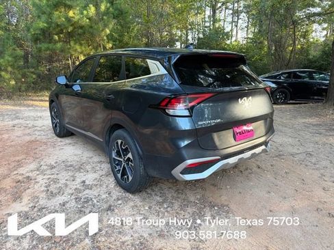Certified 2024 Kia Sportage EX FWD image 9