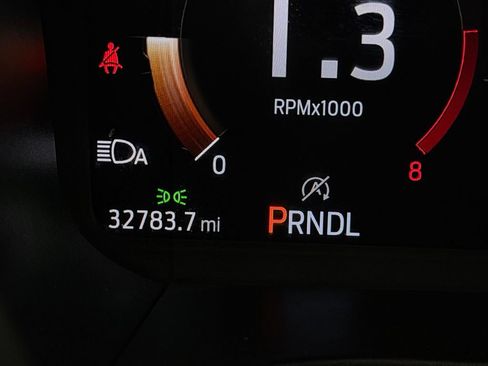 Used 2025 Ford Explorer Active RWD image 18