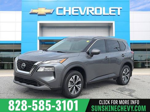 Used 2021 Nissan Rogue SV FWD image 1