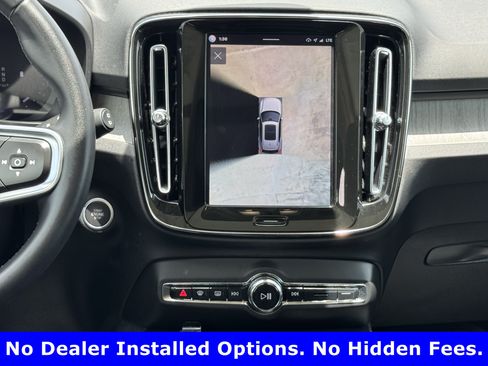 Used 2023 Volvo XC40 B5 Plus w/ Driver Assist Package AWD/4WD image 16