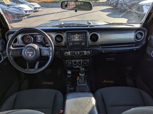 Used 2019 Jeep Wrangler Unlimited Sport S image 16