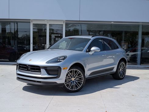 New 2026 Porsche Macan image 1