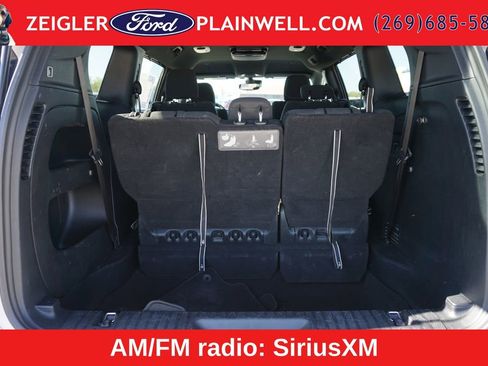 Used 2020 Chrysler Pacifica Touring w/ Advanced Safetytec Group FWD image 10