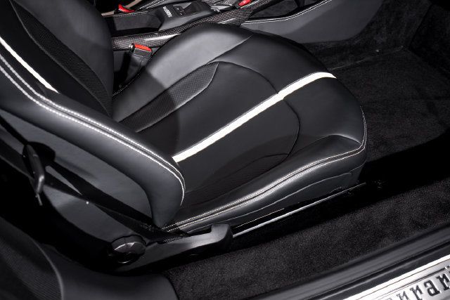 Used 2021 Ferrari F8 Tributo RWD image 58