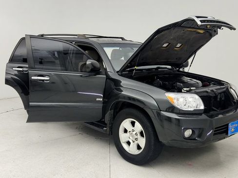 Used 2008 Toyota 4Runner SR5 RWD image 10