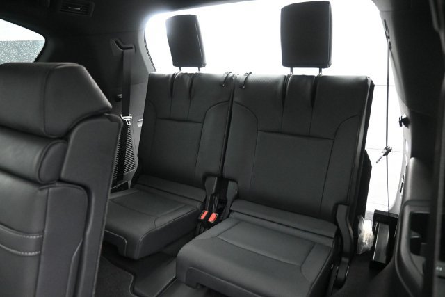 Used 2026 Lexus LX 600 4WD w/ Appearance Package image 26