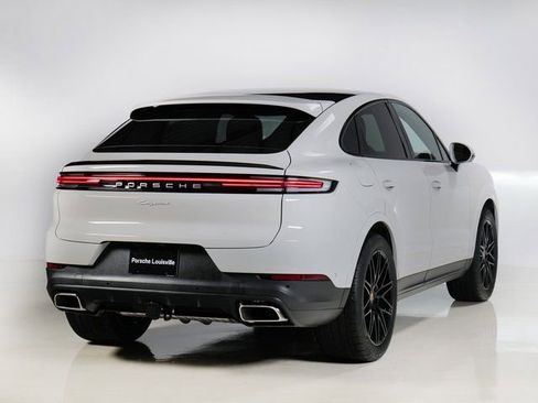 Used 2026 Porsche Cayenne Coupe AWD/4WD image 9