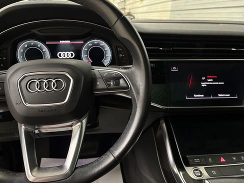 Used 2021 Audi Q7 3.0T Premium Plus w/ Premium Plus Package AWD/4WD image 15