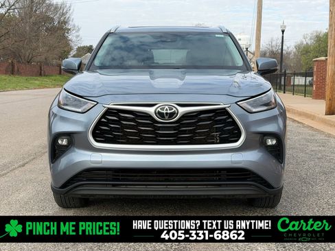 Used 2021 Toyota Highlander XLE image 6