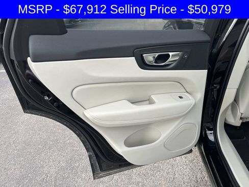Certified 2025 Volvo XC60 T8 Plus w/ Protection Package Premier AWD/4WD image 18