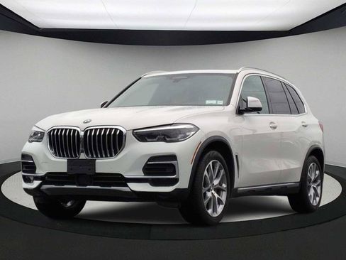 Certified 2023 BMW X5 xDrive40i image 4