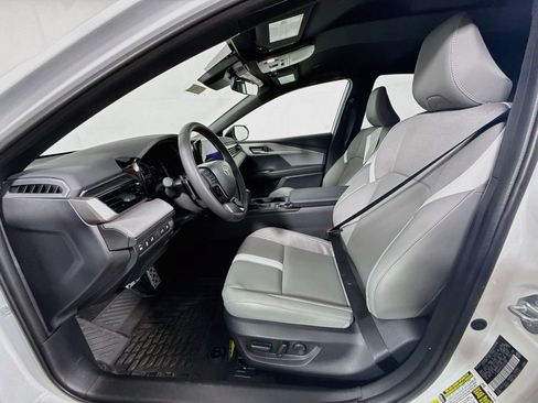 Certified 2026 Toyota Camry SE FWD image 20