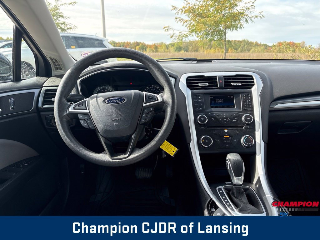 Used 2014 Ford Fusion S FWD image 2