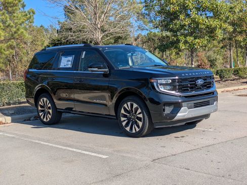New 2025 Ford Expedition Platinum w/ Driver's Package image 2