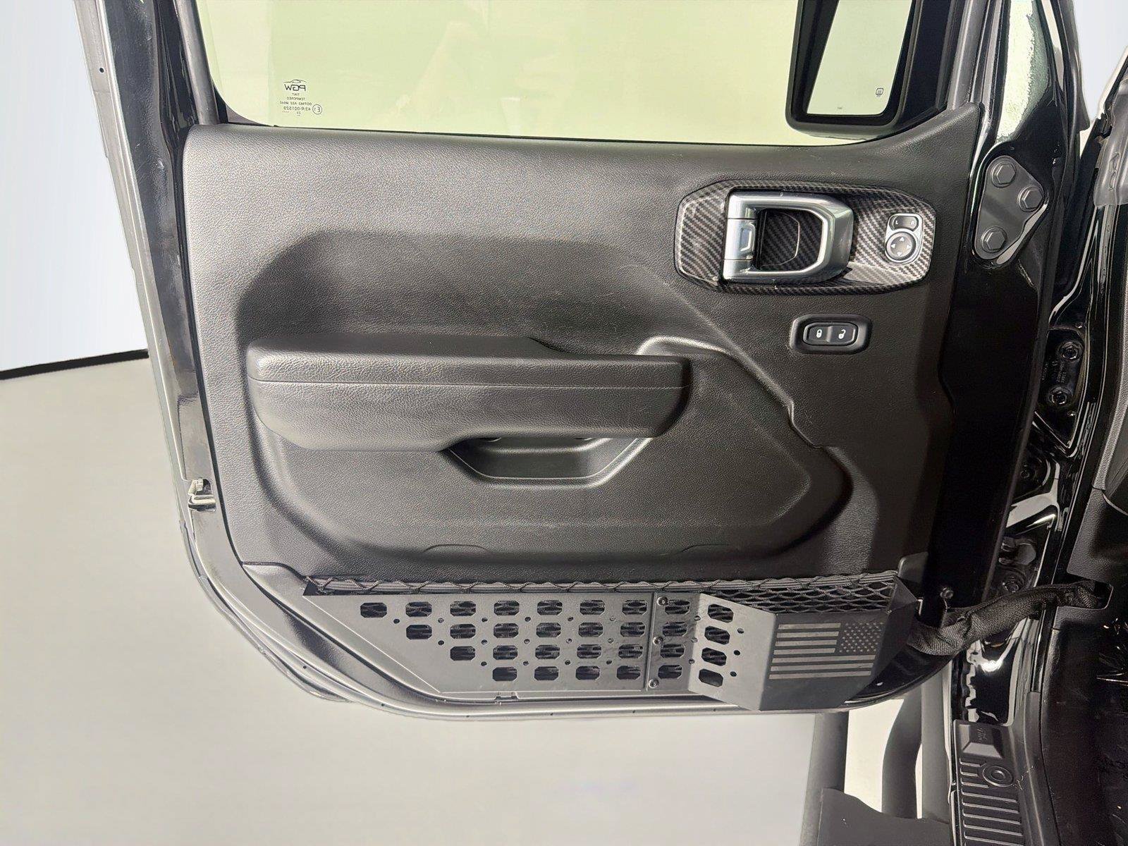 Used 2022 Jeep Gladiator Sport AWD/4WD image 6