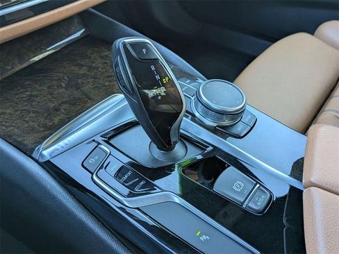 Used 2019 BMW 530i xDrive w/ Convenience Package image 24