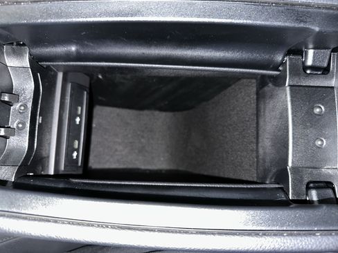 Certified 2023 Mercedes-Benz GLA 250 4MATIC image 38