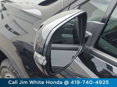 Used 2023 Honda Passport TrailSport image 17