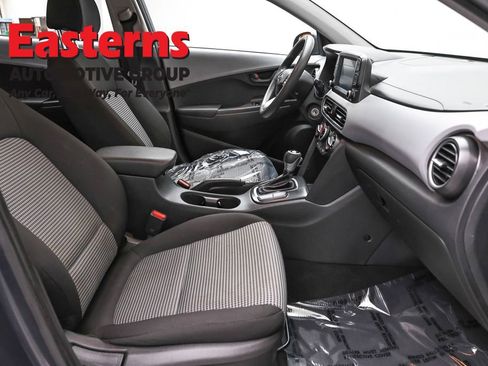 Used 2019 Hyundai Kona SE image 23