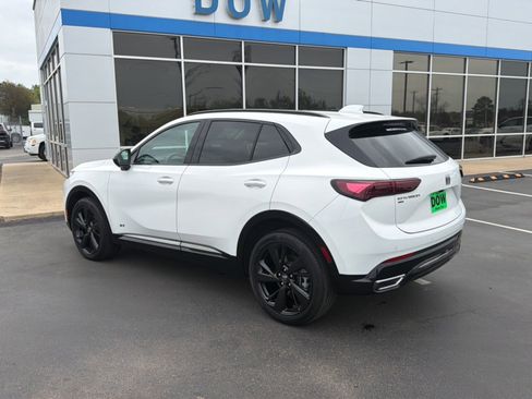 Used 2025 Buick Envision Sport Touring image 9