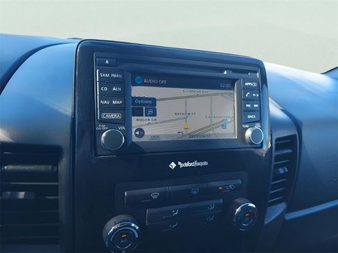 Used 2015 Nissan Titan SV w/ SV Value Truck Package image 21