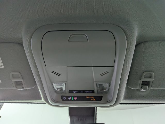 Used 2024 GMC Terrain SLE w/ Driver Convenience Package AWD/4WD image 22