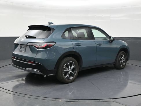 Used 2023 Honda HR-V EX-L image 5