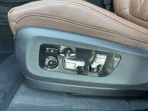 New 2026 BMW X5 sDrive40i w/ Climate Comfort Package image 16