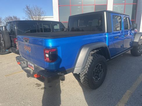 Used 2021 Jeep Gladiator Mojave image 2