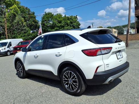 Certified 2022 Ford Escape SEL w/ Technology Package FWD image 5