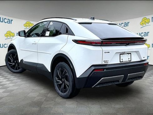 New 2026 Toyota C-HR AWD/4WD image 4