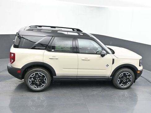 New 2025 Ford Bronco Sport Outer Banks w/ Outer Banks Tech Package+ image 39