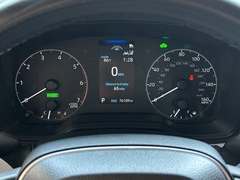 Used 2024 Toyota Corolla SE FWD image 21