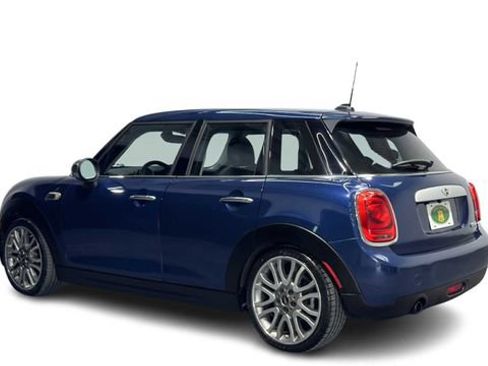 Used 2015 MINI Cooper 4-Door Hardtop FWD image 4