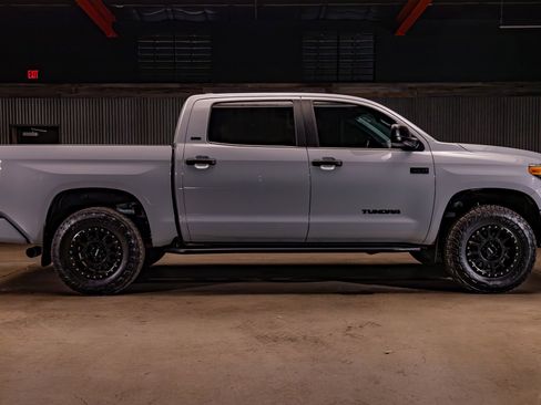 Used 2021 Toyota Tundra SR5 w/ Trail Edition AWD/4WD image 10