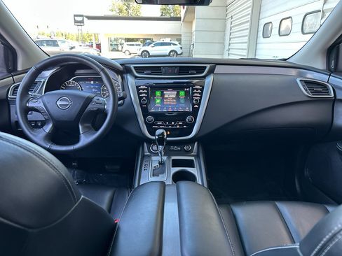 Used 2024 Nissan Murano SV AWD/4WD image 17