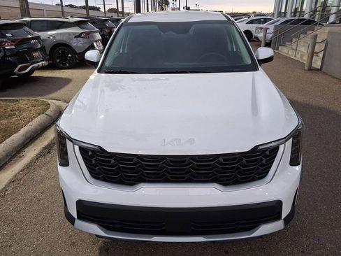 New 2026 Kia Sorento LX image 2