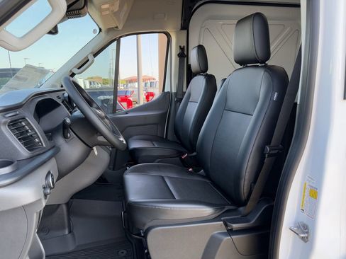 New 2025 Ford Transit 250 148 Medium Roof image 53